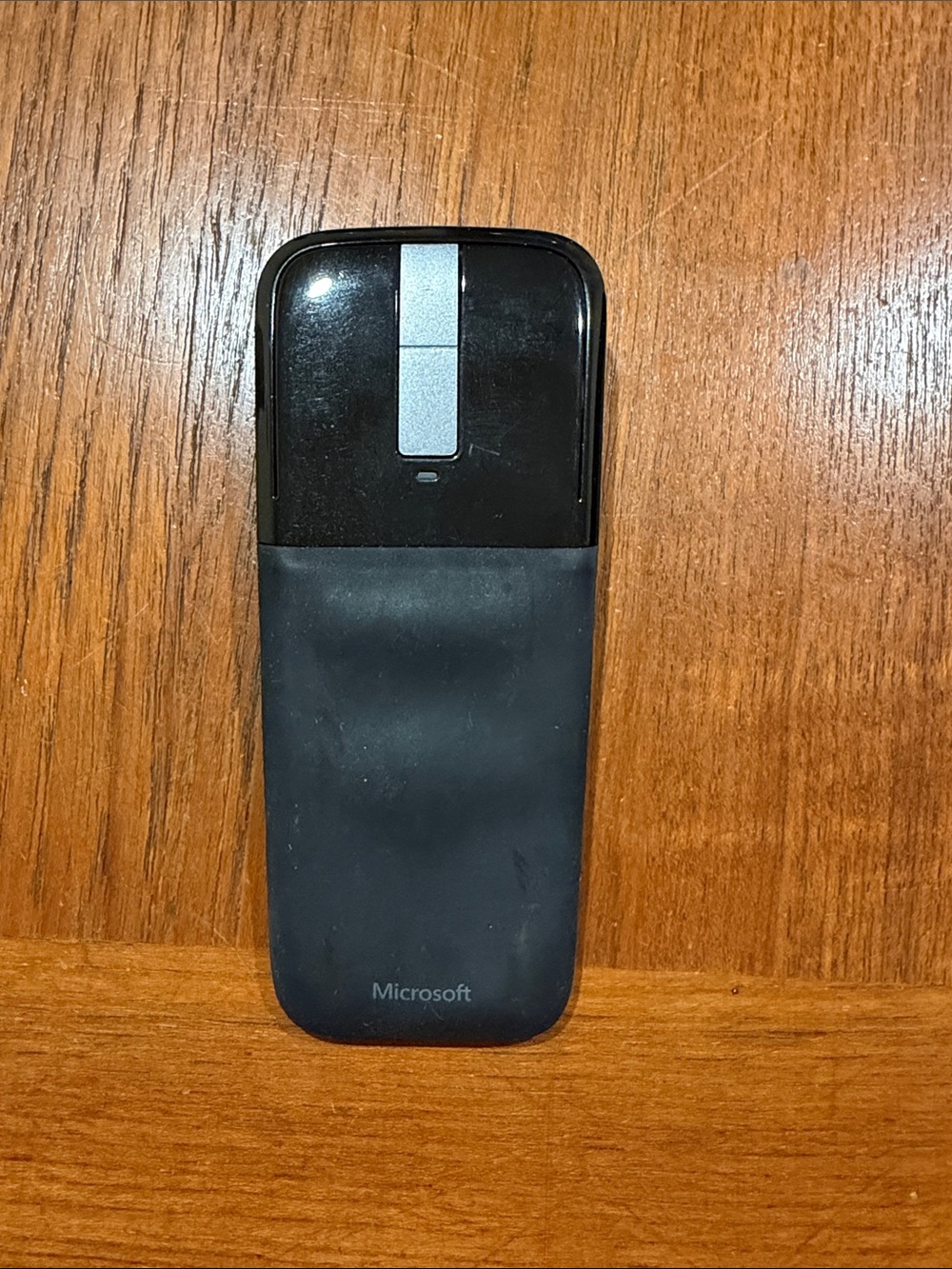 Microsoft Black Wireless Presentation Remote with Silver Accent